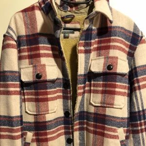 NWOT LL BEAN Men’s Signature Flannel Jacket Med